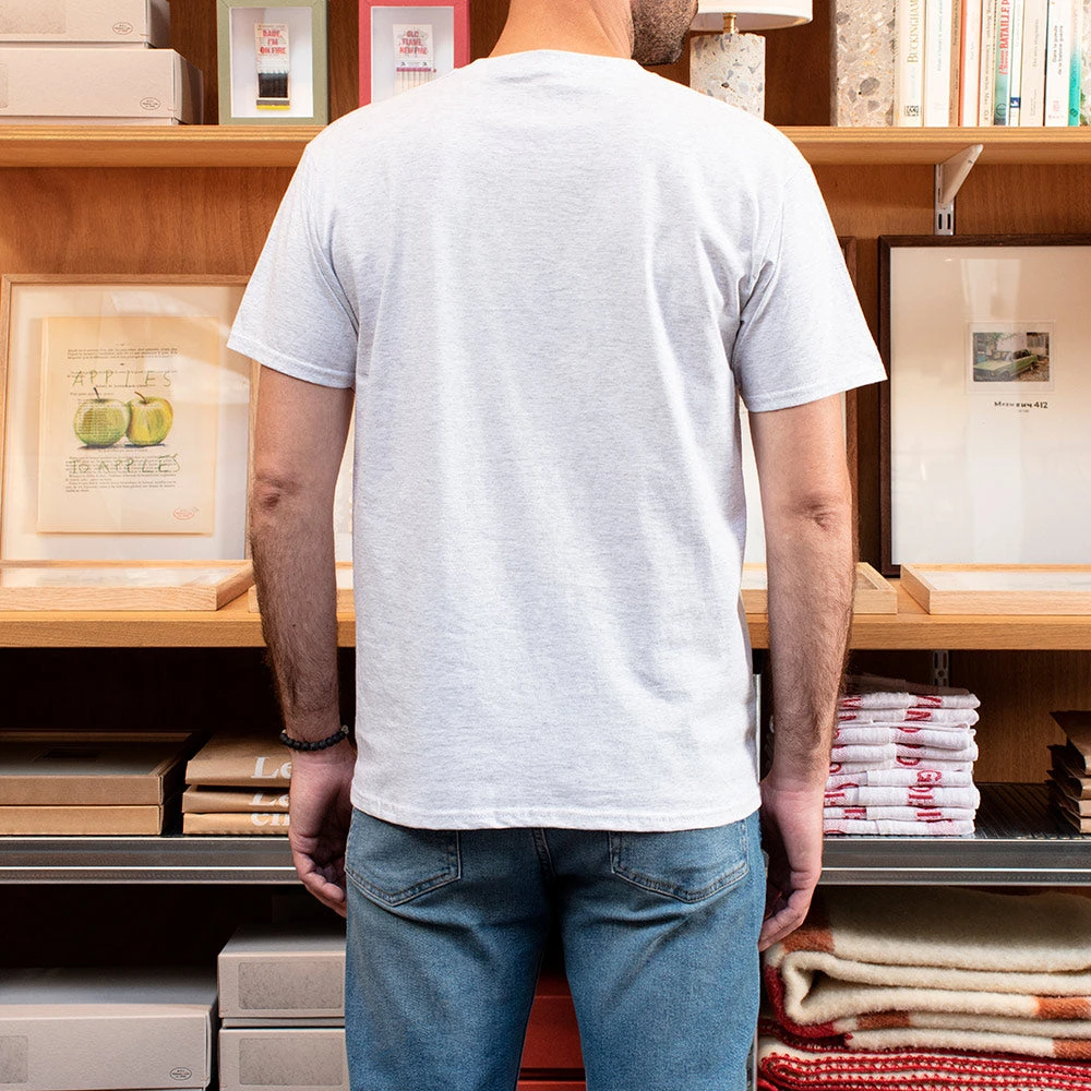 Merci- T-shirt Unisexe - Gris Clair 5 Merci- T-shirt Unisexe - Gris Clair – Image 3