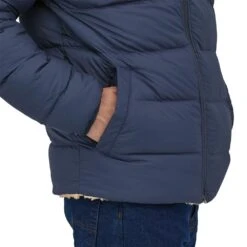 Patagonia - Doudoune Réversible Silent Down - Marine -Mode Vêtements Magasin 2 7d8c9b27 a324 4c99 8aa2 d108a59f631a