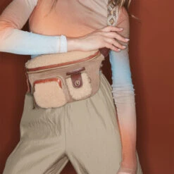 Claris Virot - Sac Romeo - Olive & Crème -Mode Vêtements Magasin 3 04401b4c a4aa 4b12 b351 cd7298c16ffe