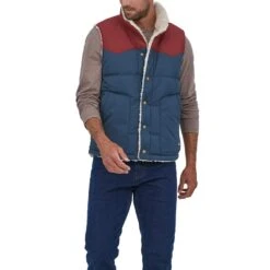 Patagonia - Veste Sans Manches Réversible - Bordeaux 9 Patagonia - Veste Sans Manches Réversible - Bordeaux -Mode Vêtements Magasin 3 326f551e e37b 411c 8be8 068c37a76e50