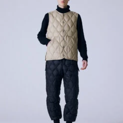 Taion - Veste Matelassée Sans Manches - Beige -Mode Vêtements Magasin M11