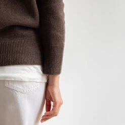 Merci - Pull Oversize En Cachemire - Marron 7 Merci - Pull Oversize En Cachemire - Marron -Mode Vêtements Magasin MERCI MODE 040723 1555