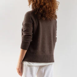 Merci - Pull Col Cheminée En Cachemire - Marron 7 Merci - Pull Col Cheminée En Cachemire - Marron -Mode Vêtements Magasin MERCI MODE 040723 1586