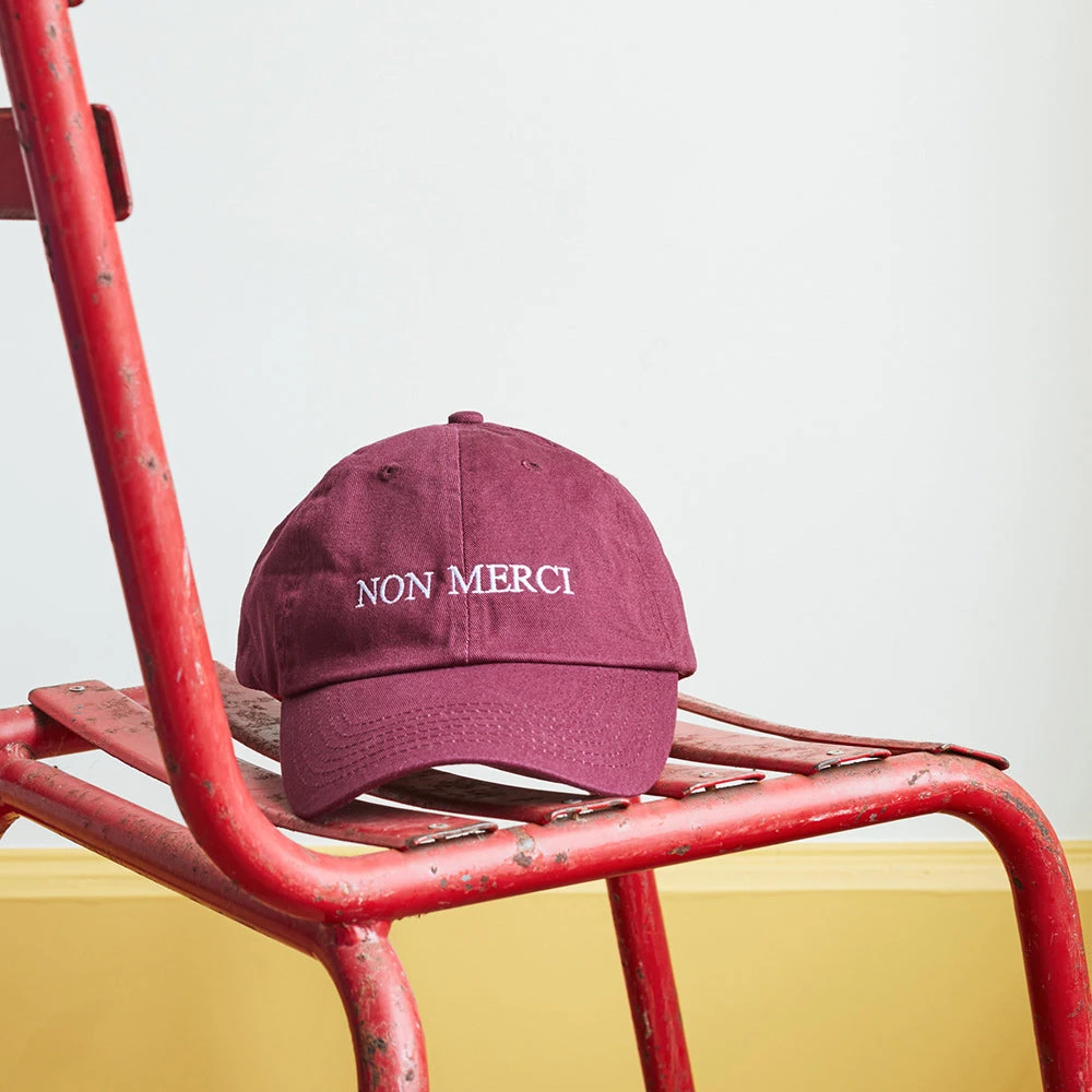 Casquette Unisexe Brodée Non Merci - Bordeaux 5 Casquette Unisexe Brodée Non Merci - Bordeaux – Image 3