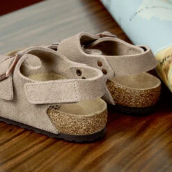 Birkenstock - Sandales Milano - Taupe 8 Birkenstock - Sandales Milano - Taupe -Mode Vêtements Magasin birk4