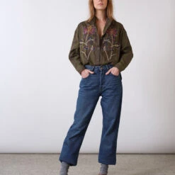 V De Vinster - Blouse Rayée à Fleurs Billie - Kaki -Mode Vêtements Magasin kaki4 40b16180 9fce 4f77 af04 da66e9bfa9b4