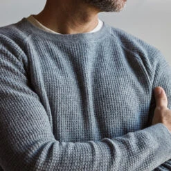 Merci - Pull En Laine - Gris 6 Merci - Pull En Laine - Gris -Mode Vêtements Magasin nid dabeille gris de