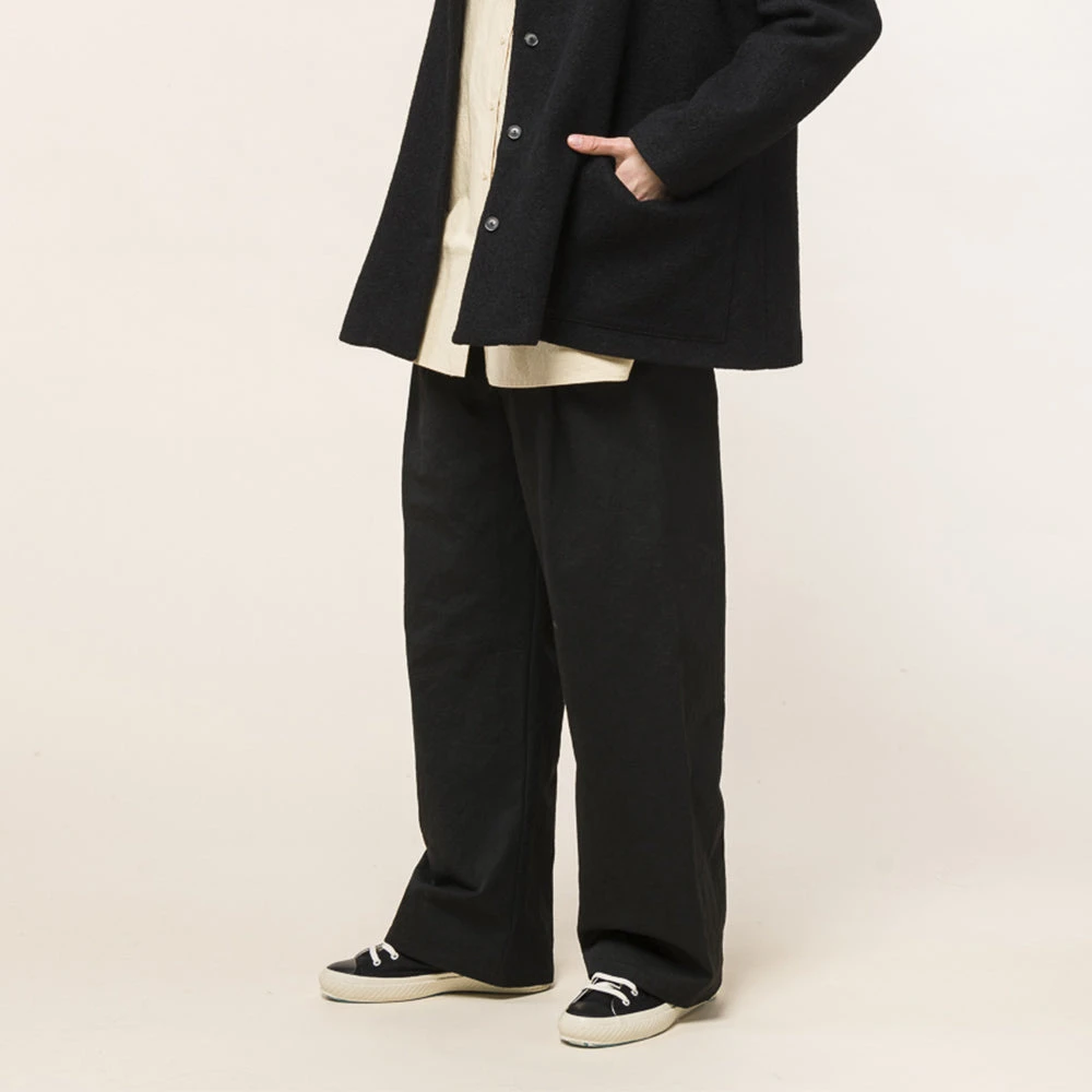 Apuntob - Pantalon Large - Noir 3 Apuntob - Pantalon Large - Noir