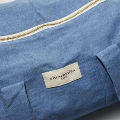 Rivedroite - Sac Polochon En Coton Recyclé - Denim Clair 7 Rivedroite - Sac Polochon En Coton Recyclé - Denim Clair -Mode Vêtements Magasin sac polochon en coton recycle rive droite denim clair 28164703224003