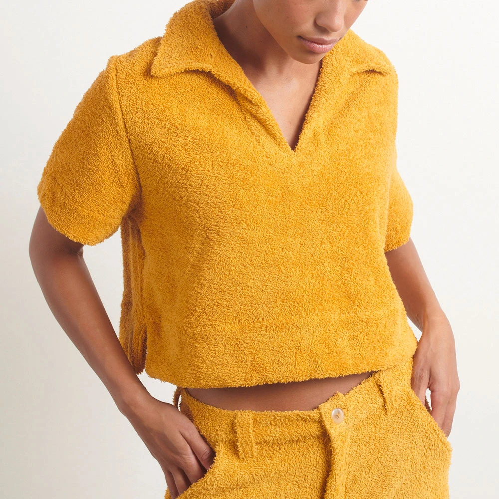 Simone Fan - T-shirt The Cropped Polo - Jaune 4 Simone Fan - T-shirt The Cropped Polo - Jaune – Image 2