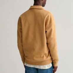 GANT - Sweat à Demi-zip - Beige -Mode Vêtements Magasin sweat7 2acb67c8 3e85 4bf2 ae30 26097dad19b5